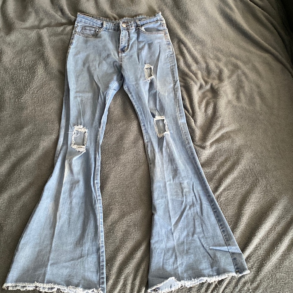 High-rise Light-wash Ripped Flared Jeans Size Medium